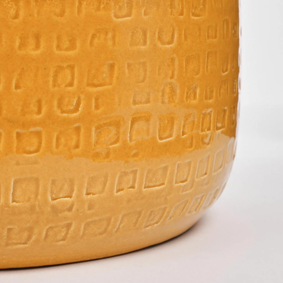 Mica Decorations Floyd Bloempot - H21 X Ø24 Cm - Okergeel 4 Mica Decorations Floyd Bloempot - H21 X Ø24 Cm - Okergeel - Afbeelding 2