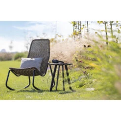 WOOOD Schommelstoel Buiten Tom - Rattan - Naturel - 97x51x95 8 WOOOD Schommelstoel Buiten Tom - Rattan - Naturel - 97x51x95 -Tuinmeubel Winkel 1000041308 0102