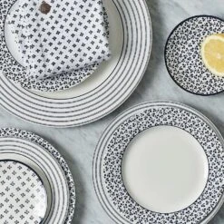 Laura Ashley Bord Plat 26 Cm Candy Stripe 9 Laura Ashley Bord Plat 26 Cm Candy Stripe -Tuinmeubel Winkel 1000093033 0103